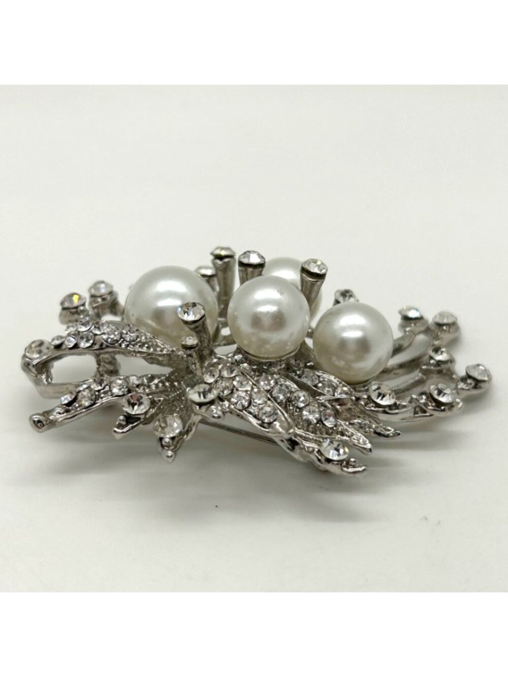 Faux Pearl & Rhinestone Brooch Silver-tone Floral Pin Glam Elegant - Picture 4 of 15